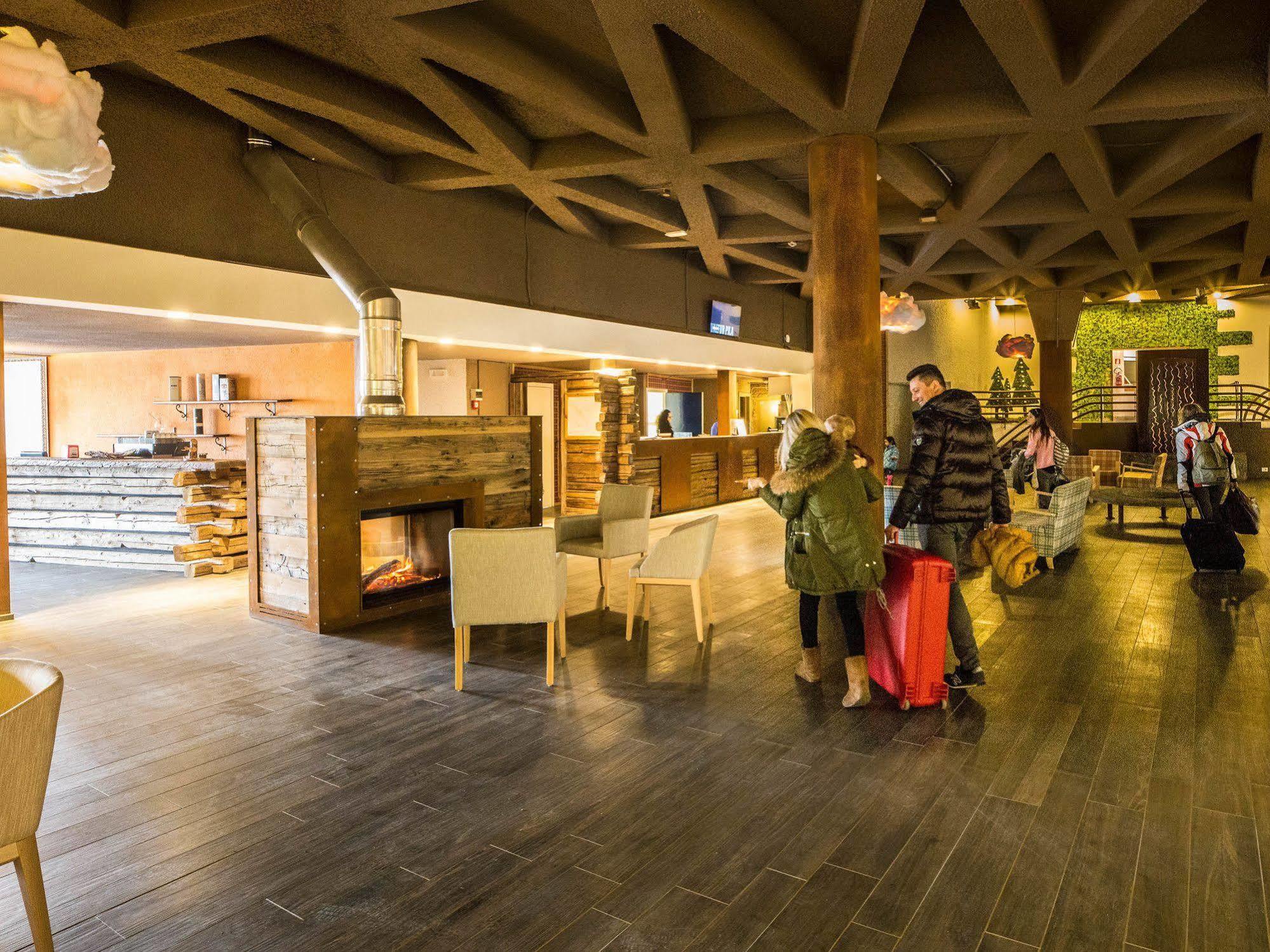 Hotel Th Pila Gressan Zewnętrze zdjęcie